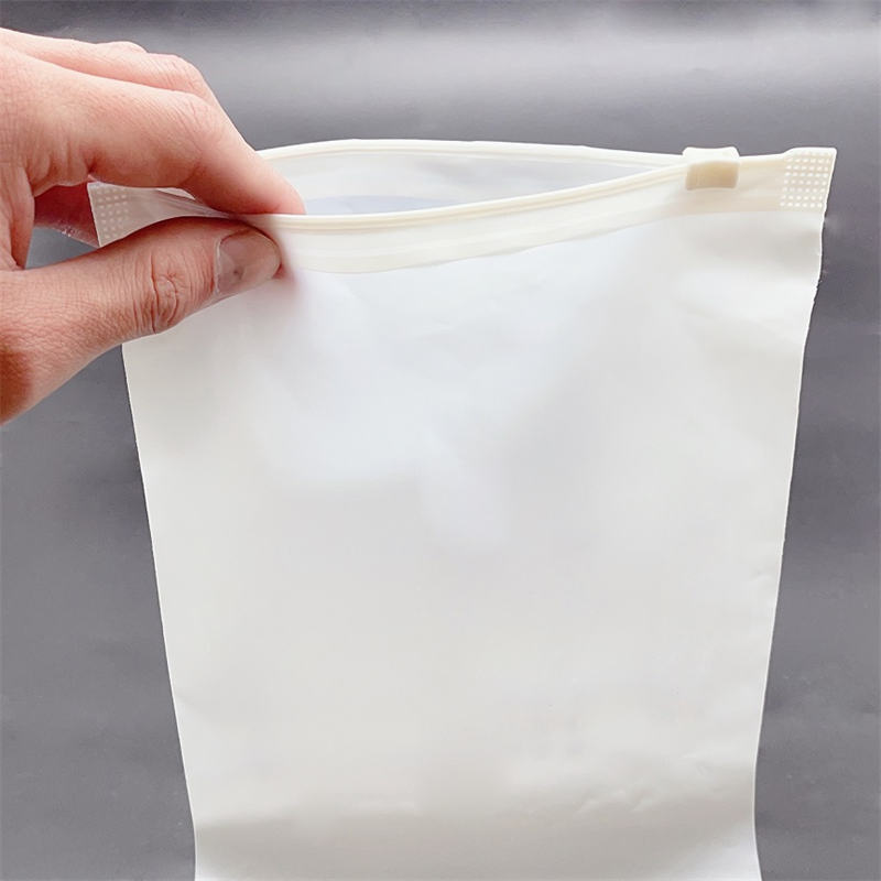 Eco-friendly white zipper bags